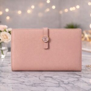 Chanel Coco Button Leather Long Bifold Wallet w/authenticity